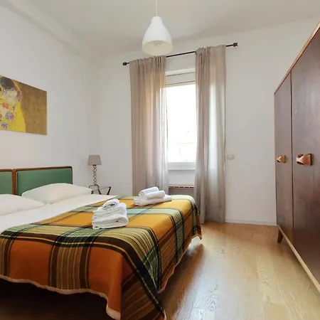 Apartament Trastevere *